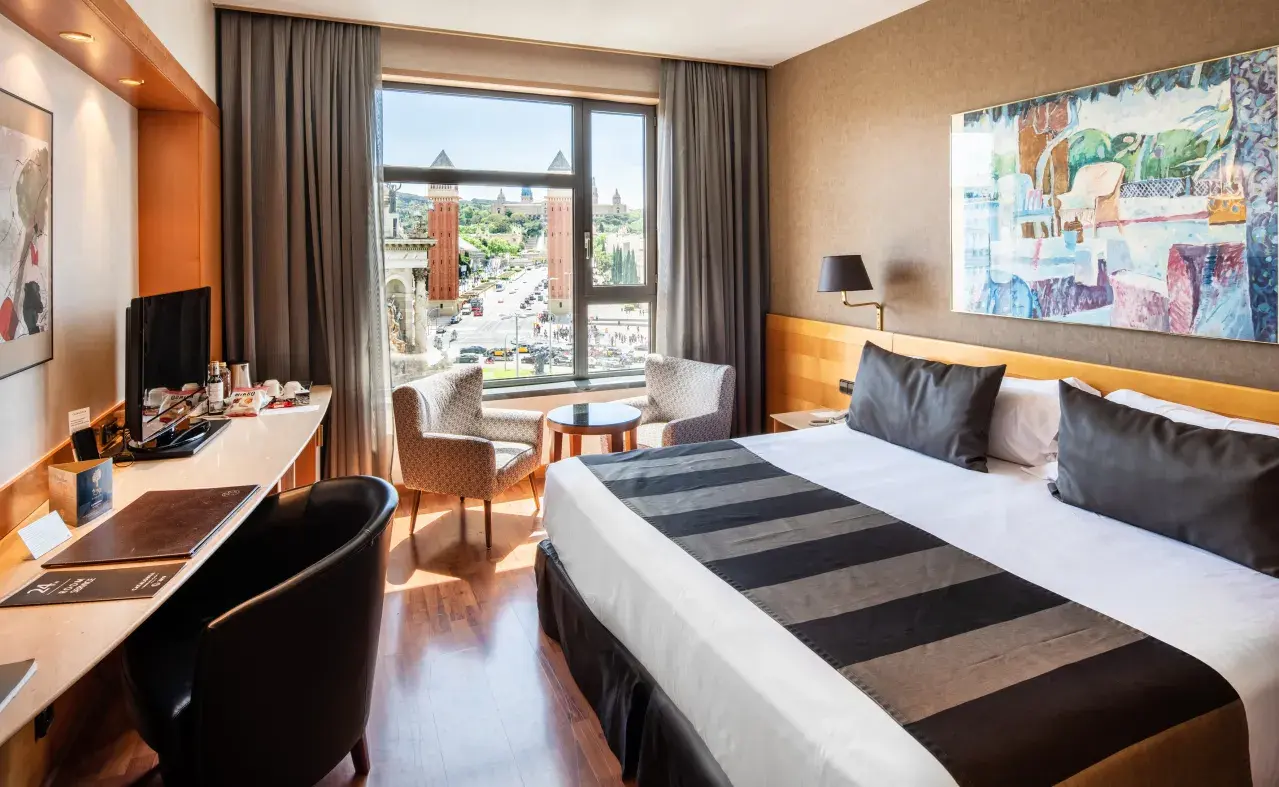 CataloniaBarcelonaPlaza hab doble vistas (1).jpg